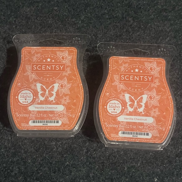 Scentsy Other - Scentsy Wax Bar Melts Vanilla Cinnamon Maple Scent (3.2 fl. oz.) Retired NEW